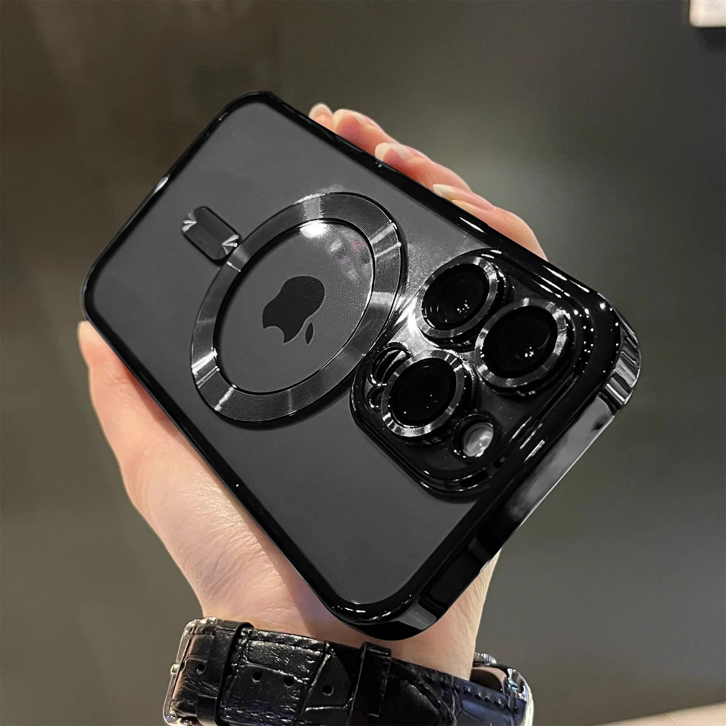 Luxury Magnetic Case for iphones